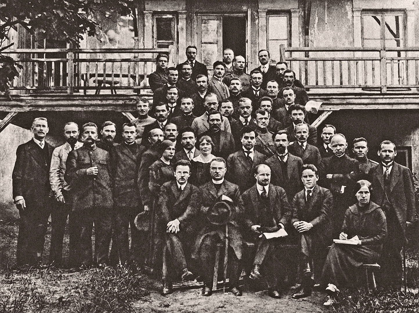 Steigiamojo Seimo valdančioji dauguma ‒ Krikščionių demokratų blokas. Kaunas, 1920 m. gegužė. Lietuvos nacionalinis muziejus