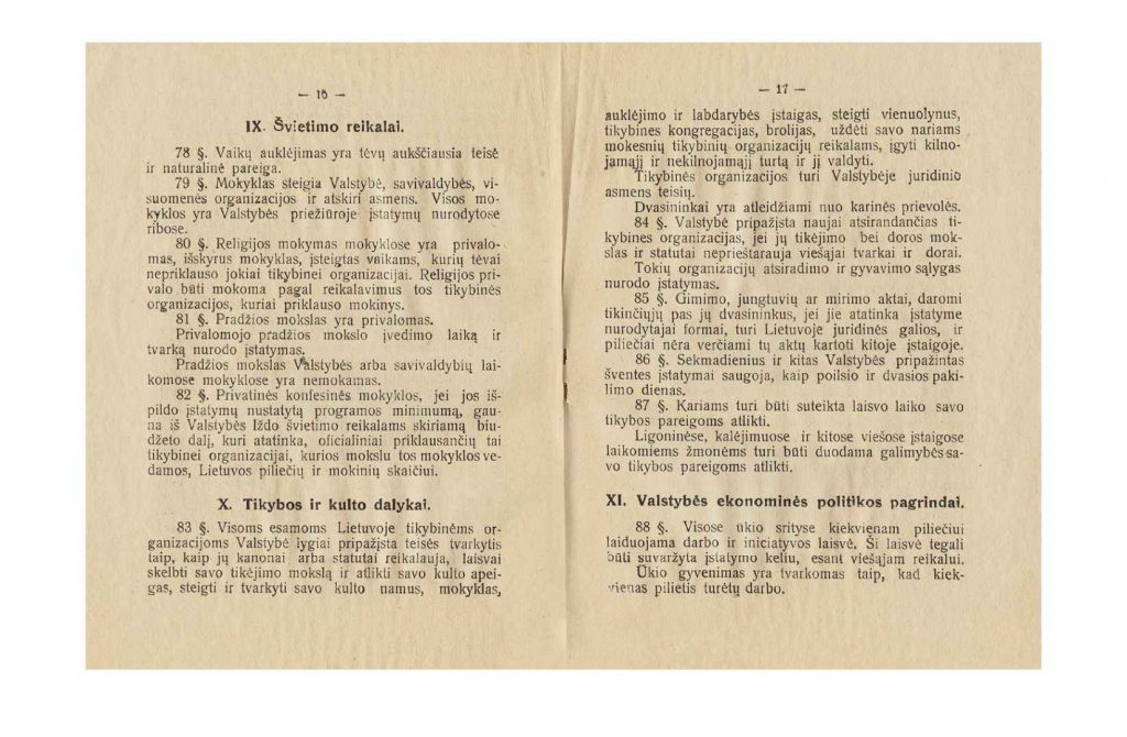 Lietuvos Respublikos Konstitucija su paaiškinimais. Kaunas, išleido V. Jankūnaitė, 1922 m. Lietuvos nacionalinis muziejus